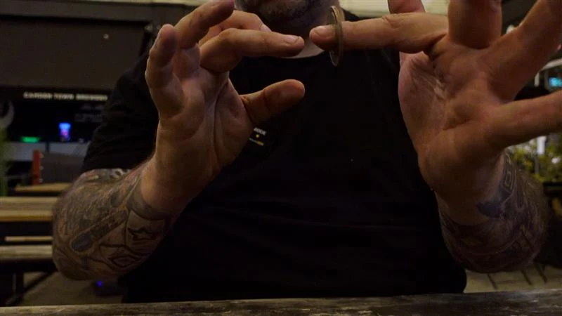 Thumb 5